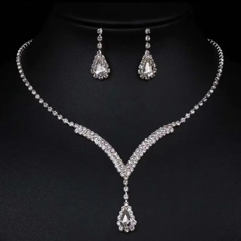 Water Drop Inlaid Rhinestone Earrings Necklace Set Light Luxury Fashion Pendant Necklaces Wedding Bride Jewelry Sets for Women