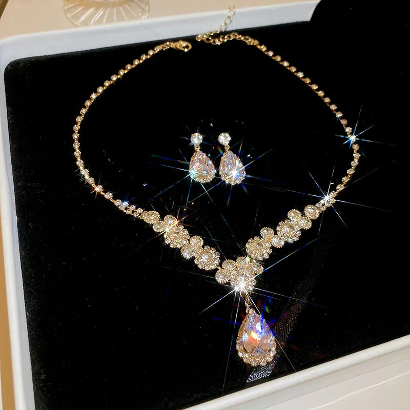 Water Drop Inlaid Rhinestone Earrings Necklace Set Light Luxury Fashion Pendant Necklaces Wedding Bride Jewelry Sets for Women